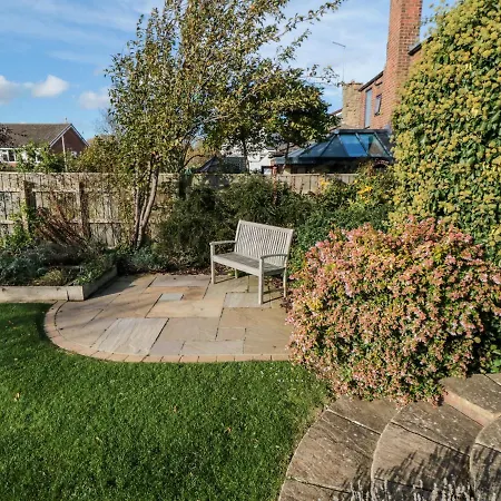 Clover Leaf 기스버러